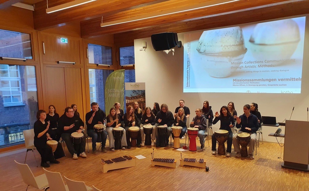 Afrikanisches Trommeln – Projekt mit der Katholischen Hochschule